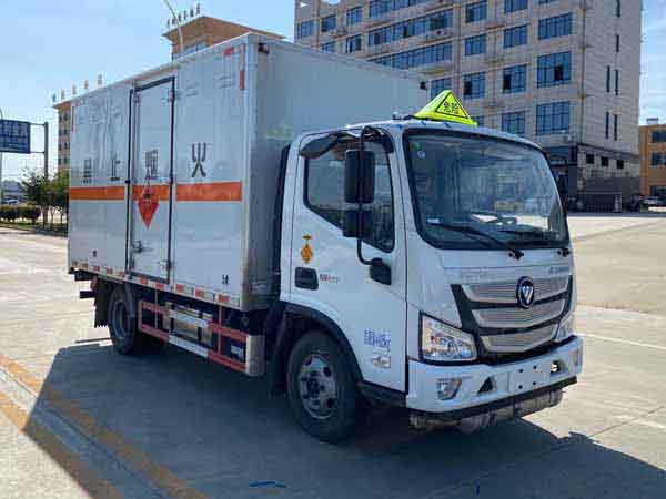 楚勝牌CSC5045XRYB6型易燃液體廂式運(yùn)輸車